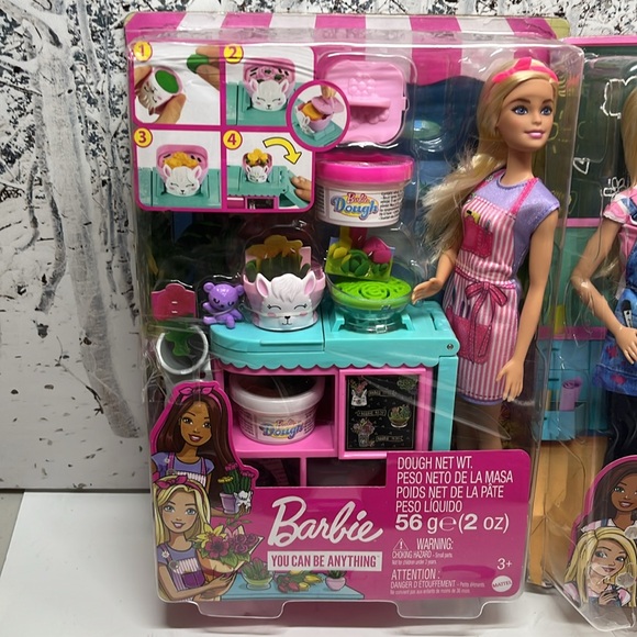 Barbies Lot NEW! - Picture 4 of 11